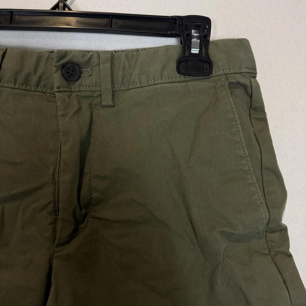 Banana Republic Shorts Mens 29 Green Flat Front 9 Inseam Chino‎ Stretch Casual